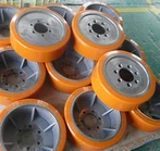 6" x 2" kieto poliuretano ratai